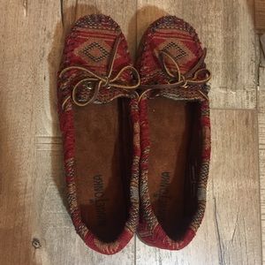 Minnetonka shoes